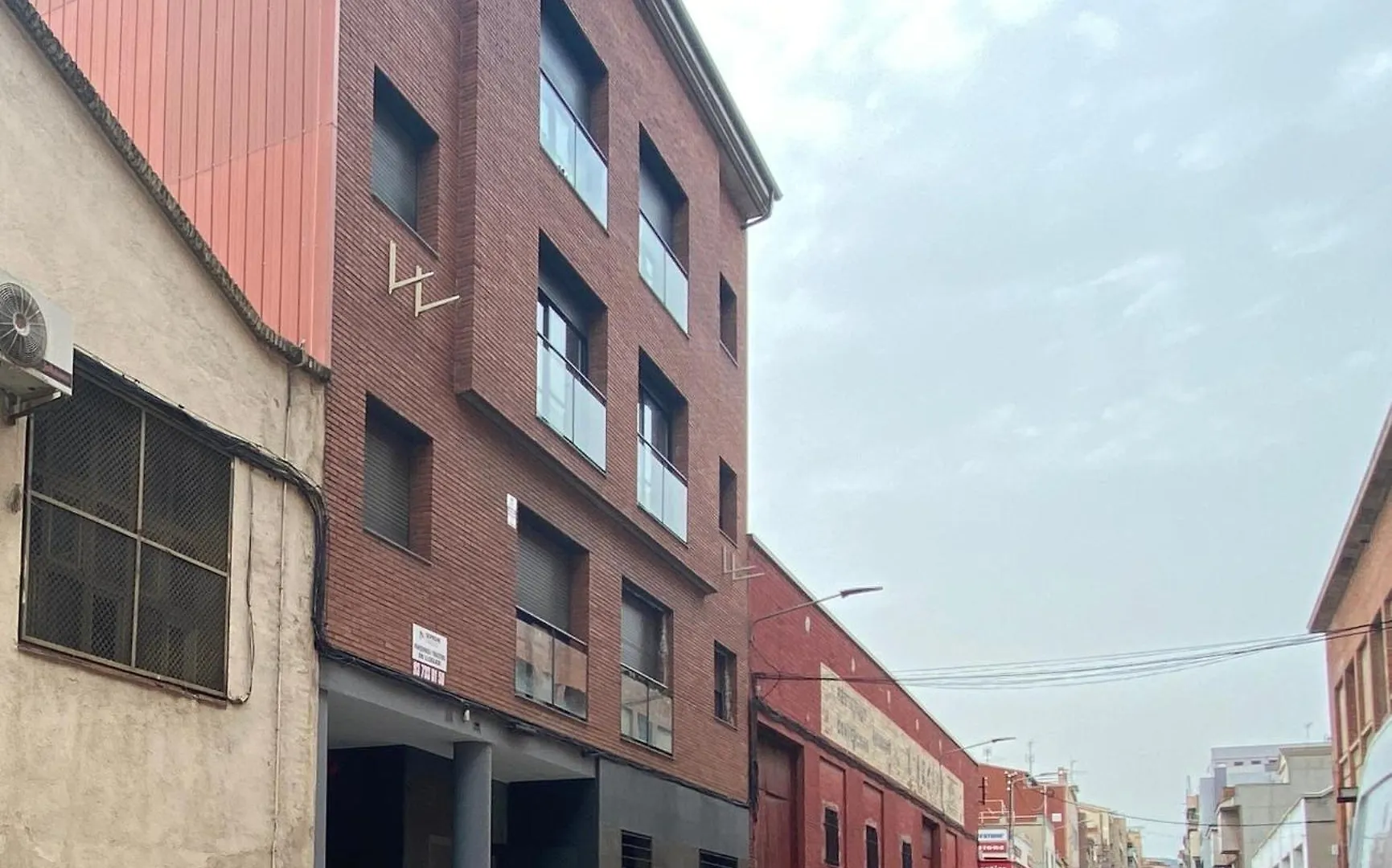 Apartamento Tranquilo Y Con Terraza Terrassa España